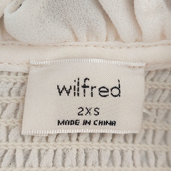 Aritzia Wilfred Smocked Chiffon Blouse - Picture 4 of 5